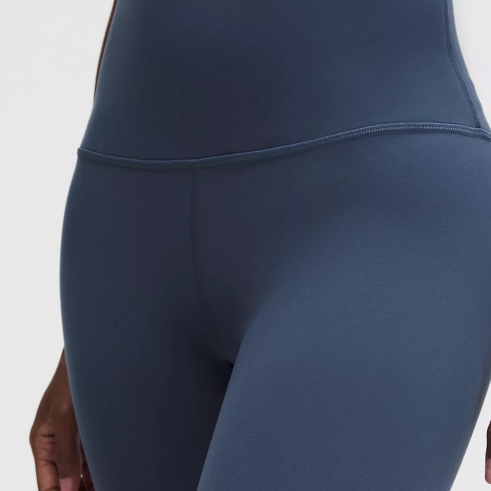 Lululemon Blue Athletic leggings.